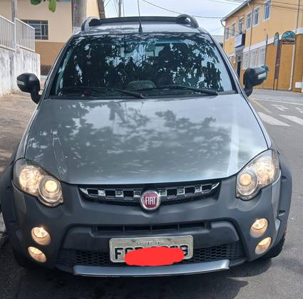 FIAT STRADA 1.8 MPI ADVENTURE CD 16V FLEX 2P MANUAL